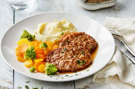 Faschierte Kalbsbutter-schnitzerl mit Kartoffelpüree